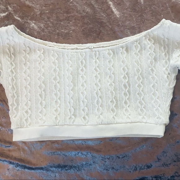 Cream Shorts & Cropped Sweater Knit Set - Picture 8 of 13